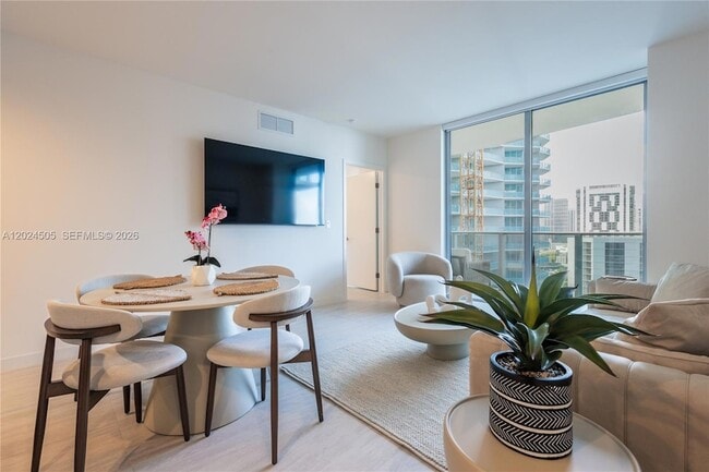Photo - 77 SE 5th St Unit 2602