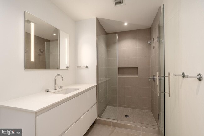 Photo - 1630 Columbia Rd NW Unit 104