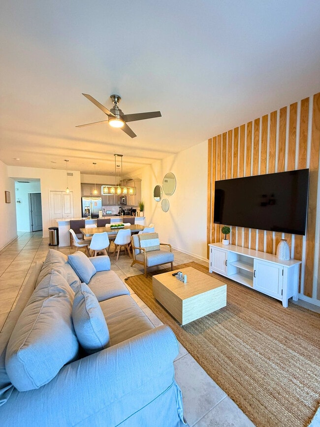 Building Photo - 1083 Splash Shot Pl Unit ID1315017P