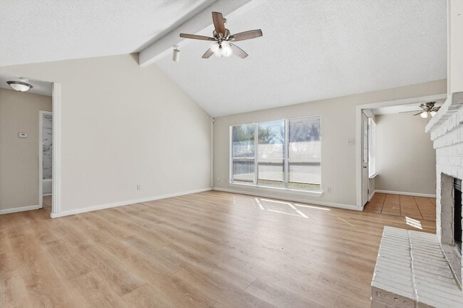 Photo - 1234 Roan Dr