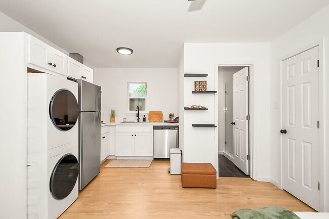 Photo - 3508 Omega St Unit SI ID1625840P