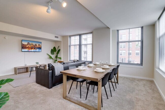 Photo - 550 14th St S Unit FL4-ID1022420P