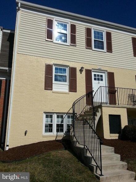 Photo - 165B Leeds Ct W