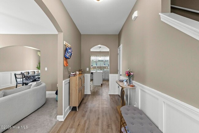 Photo - 709 W Warner Ct
