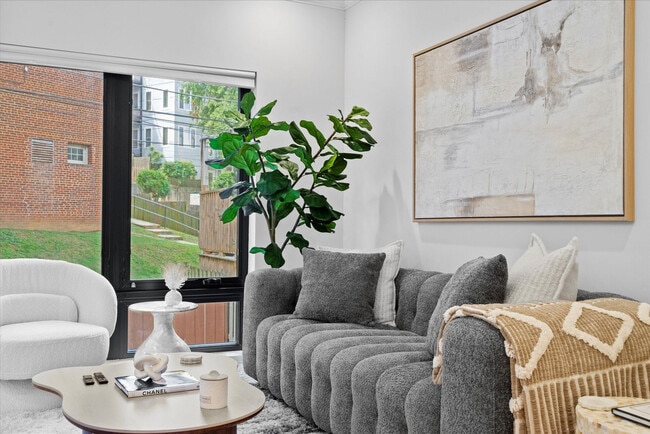 Building Photo - 2634 39th St NW Unit SI ID1587668P