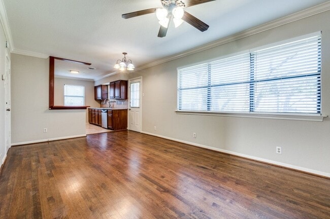 Photo - 7235 Syracuse Dr