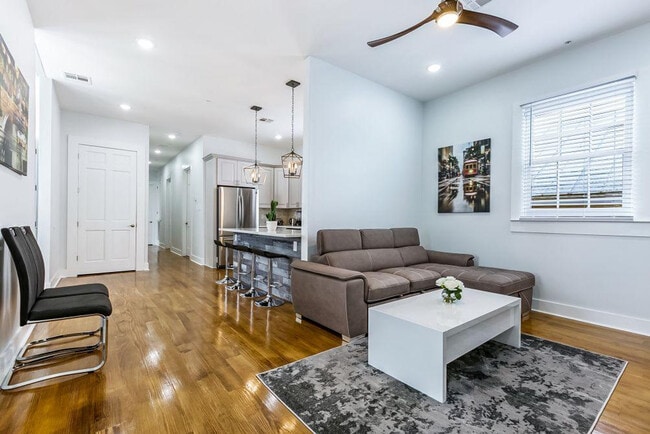 Building Photo - 1505 Baronne St Unit SI ID1269196P