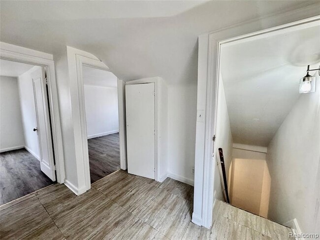 Photo - 15030 Rossini Dr Unit 2 - Upper