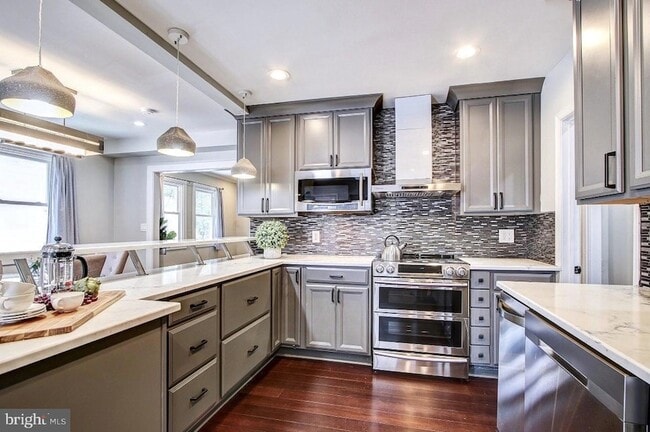 Photo - 4415 Bradley Ln