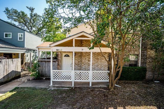 Building Photo - 7825 Beauregard Cir Unit 1 A