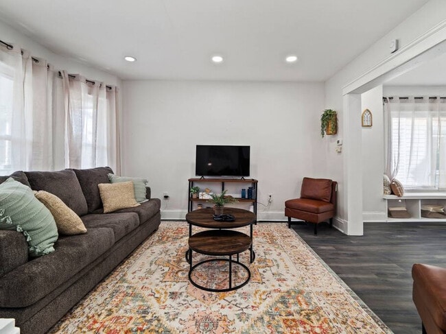 Photo - 6020 Fir Ave Unit ID1062687P