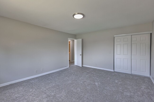 Photo - Avery Apartments