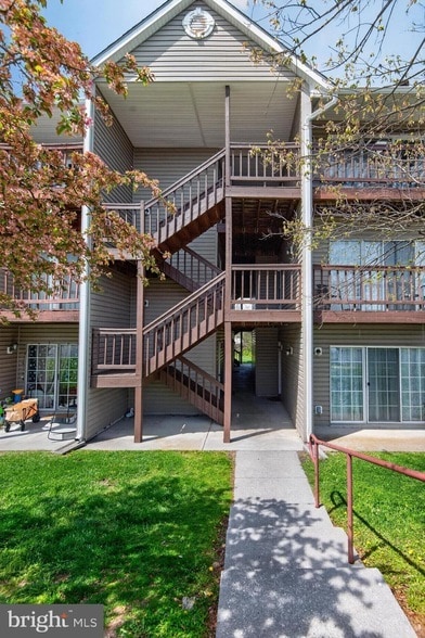 Photo - 108-11-111 Timberlake Terrace Unit 11