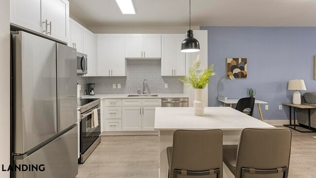 Photo - 15777 Quorum Dr Unit 2113