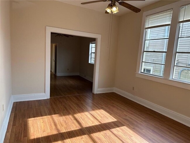 Photo - 844 Roosevelt Pl