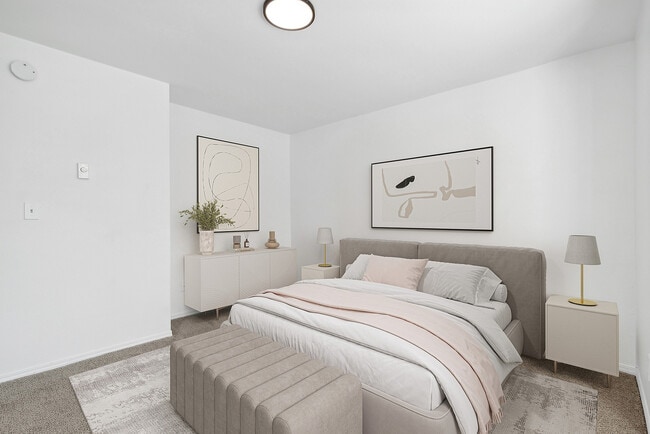 Photo - ReNew on East Hill