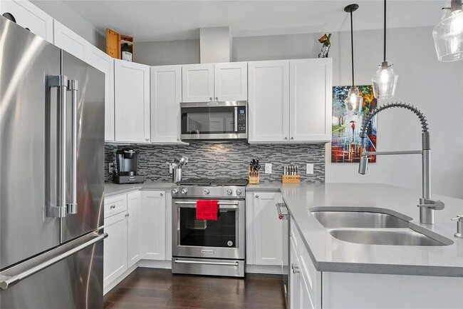 Photo - 908 Nueces St Unit 31