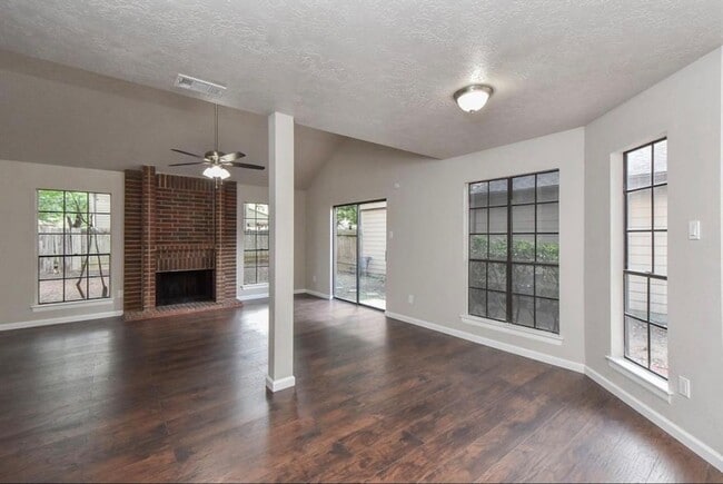 Photo - 7726 Springville Dr