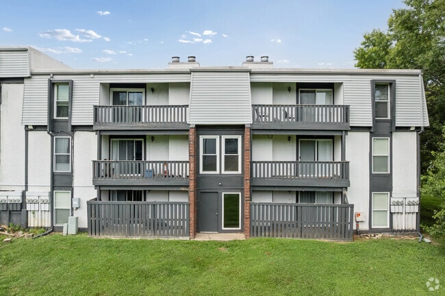 Maple Hills - Maple Hills Apartments