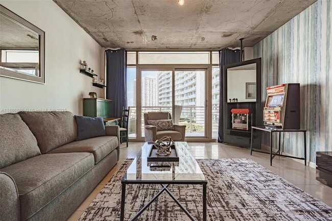 Photo - 3250 NE 1st Ave Unit 719