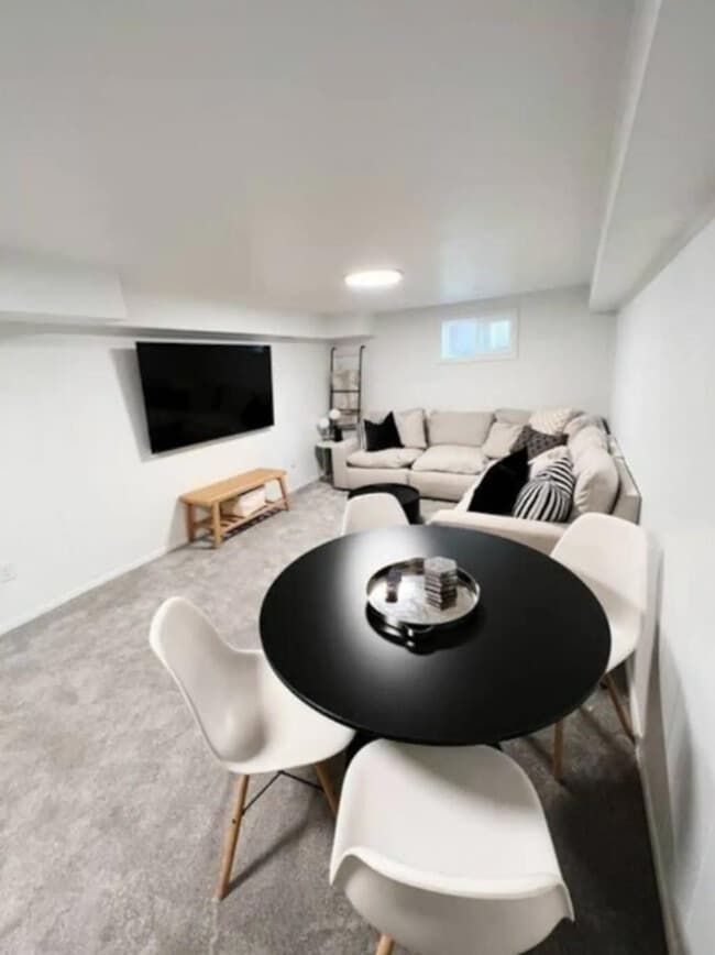 Building Photo - 2392 S 200 W Unit ID1266945P