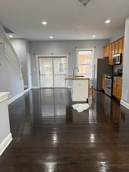 Photo - 2014 N Narragansett Ave