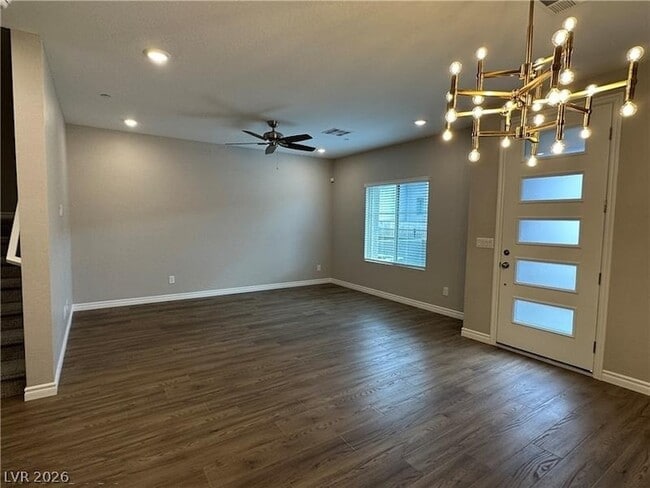 Photo - 600 N Carriage Hill Dr