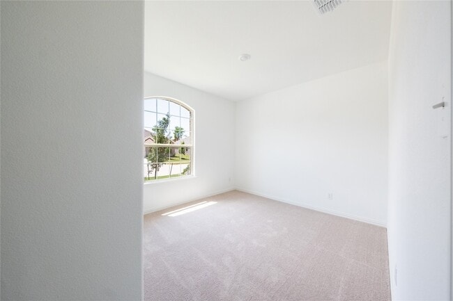 Photo - 138 Jenkinson Dr