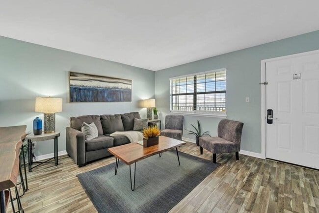 Photo - 312 Bream Ave Unit SI ID1502001P