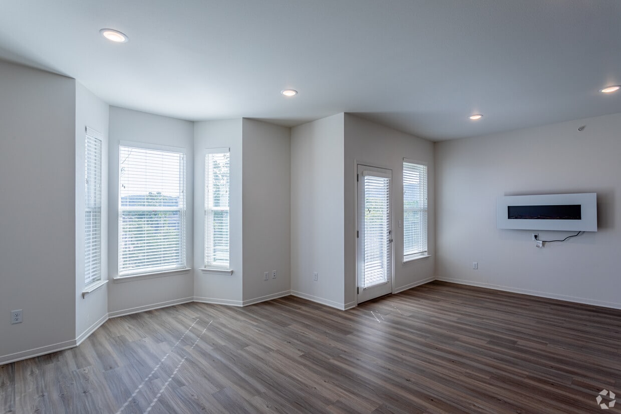 Floor Plan - 1BR/1.0BA