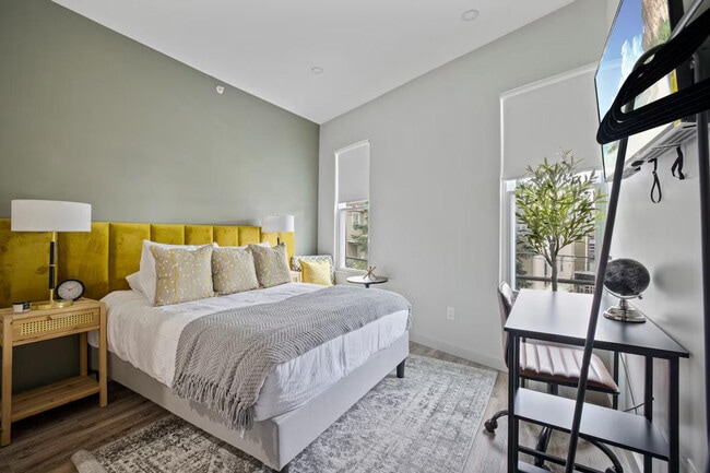 Building Photo - 73 Cottage St Unit ID1056803P