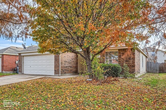 Photo - 2210 Sumac Dr