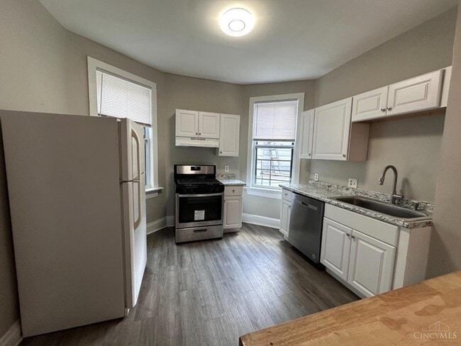 Photo - 623 Riddle Rd