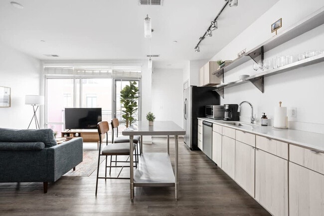 Photo - 747 N College Ave Unit ID1014484P