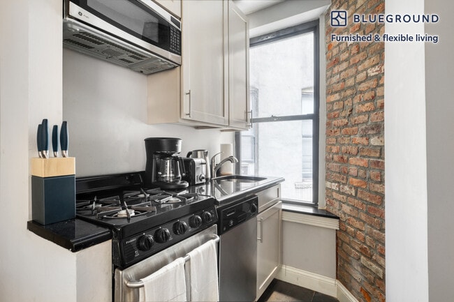 Photo - 232 Elizabeth St Unit FL2-ID925