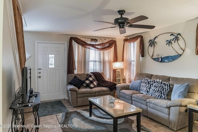 Photo - 51 Seadrift Avenue