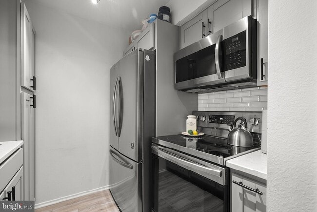 Photo - 3311 Wyndham Cir Unit 1192