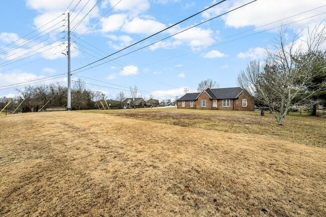 Photo - 1015 Brinkley Rd