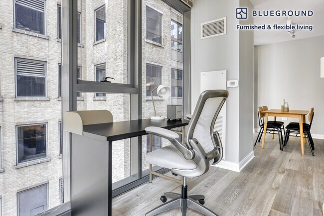 Photo - 210 N Wells St Unit SI FL16-ID671