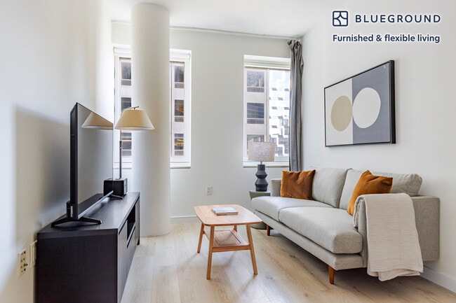 Building Photo - 70 W 45th St Unit SI FL31-ID2059