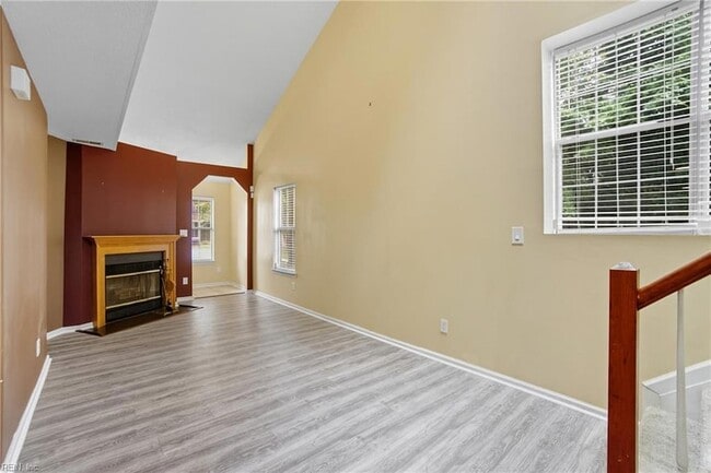 Photo - 716 Aylesbury Dr Unit X1705