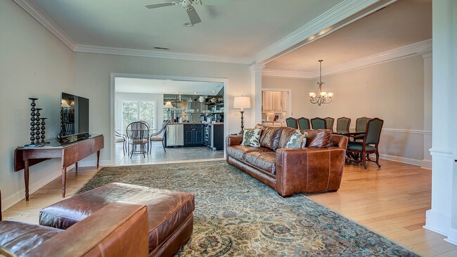 Photo - 752 Collins Meadow Dr Unit ID1253454P