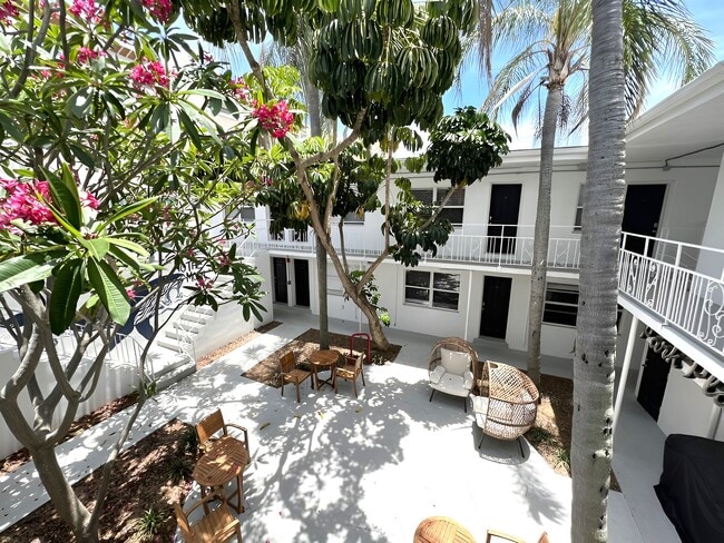 Photo - Satoshi Hideout- Simple living in Downtown St Pete