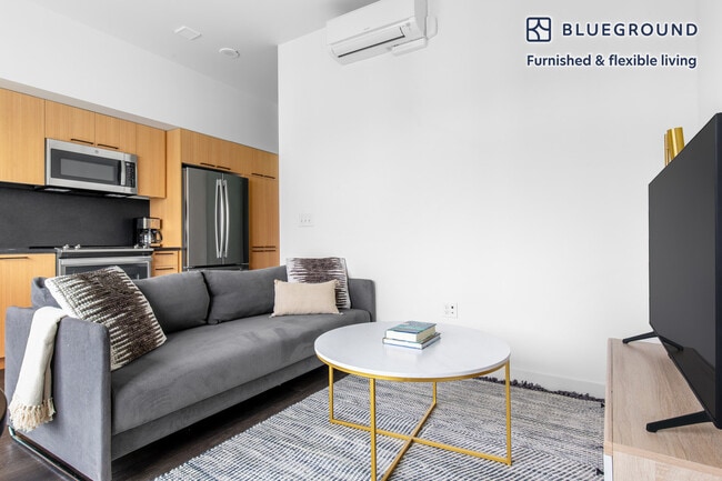 Photo - 118 Broadway E Unit SI FL6-ID133