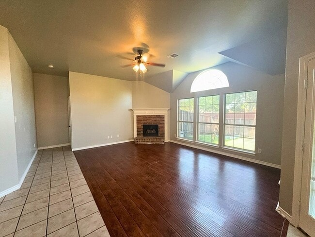 Photo - 1541 Mountain Laurel Ln