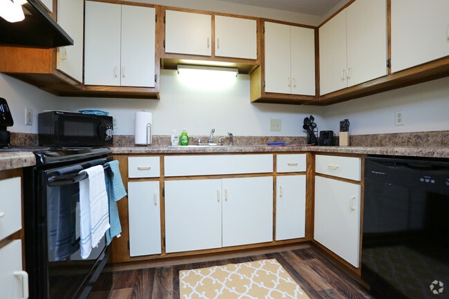 Photo - Alpine Village Corporate Apartments