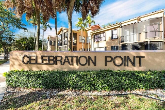 Building Photo - 15549 Miami Lakeway N Unit 306