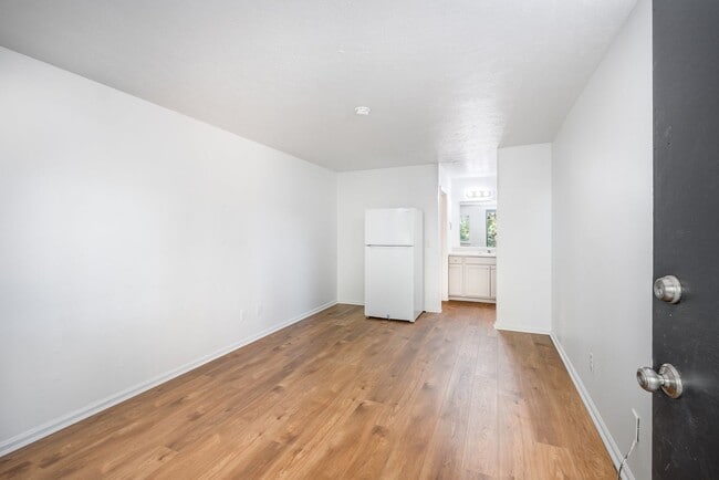 Photo - Studio 48 Apartments