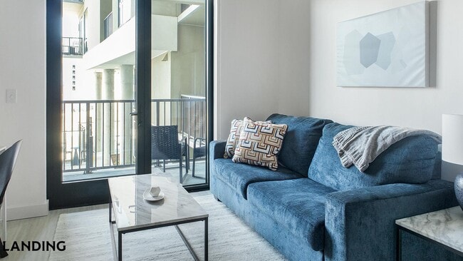 Building Photo - 1007 S Mint St Unit 721