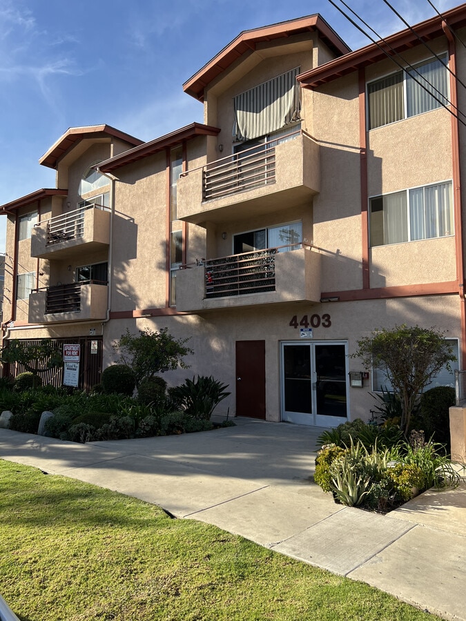 Photo - Toland Way Apartments
